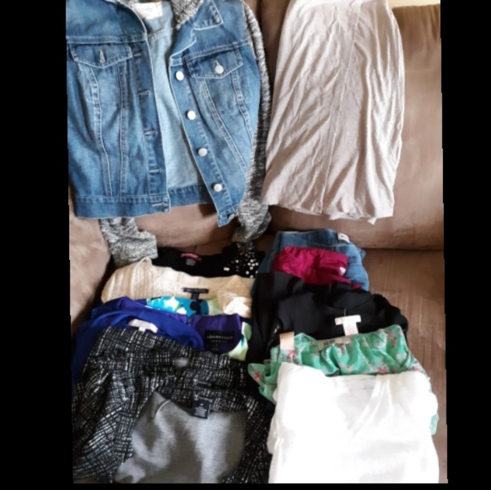 Bundle of XS - SMALL 6P CLOTHES DRESS PANTS SHIRTS